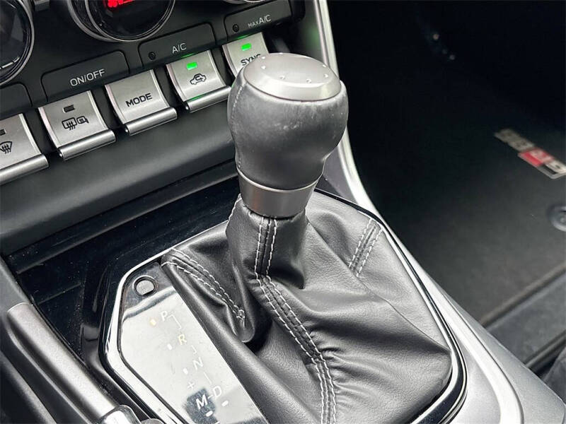 2024 Toyota GR86 Premium