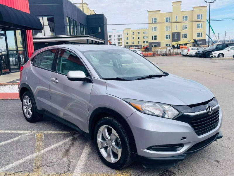 2017 Honda HR-V LX