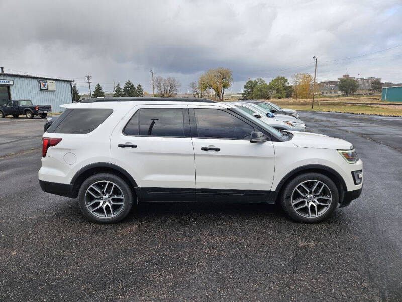 2017 Ford Explorer Sport