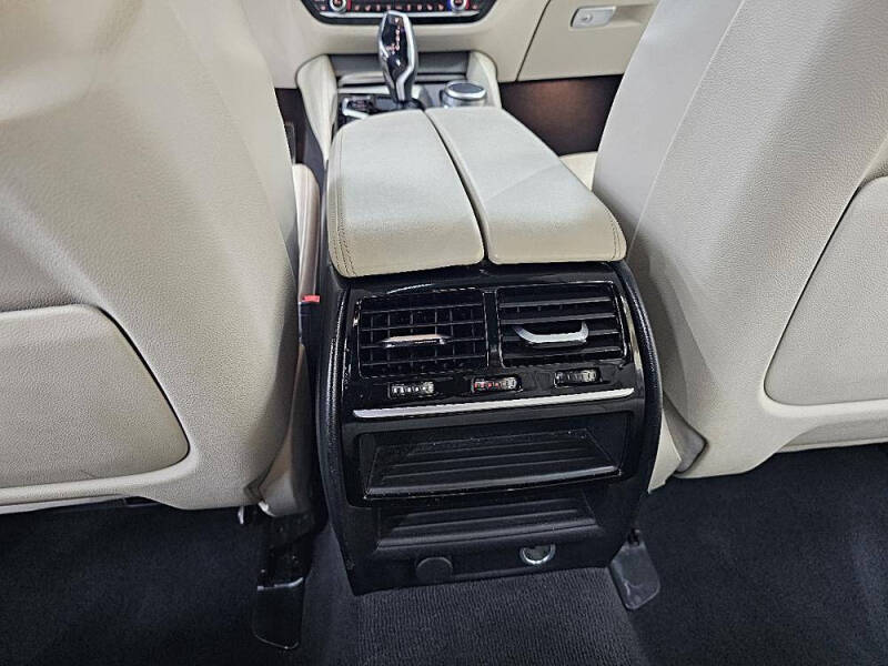 2019 BMW 5 Series 530e iPerformance