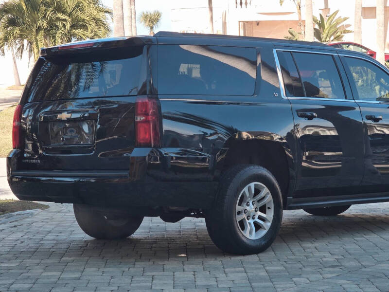2018 Chevrolet Suburban LT