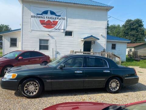 2002 Lincoln Town Car for sale at Browns Family Auto Group, LLC in Trinway OH
