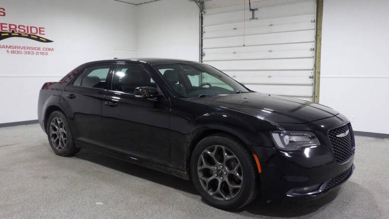 2015 Chrysler 300 S