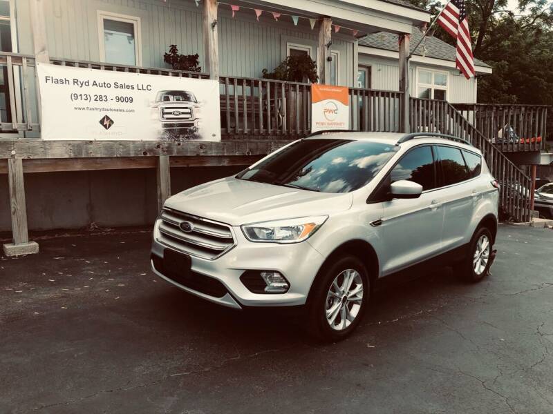 2018 Ford Escape for sale at Flash Ryd Auto Sales in Kansas City KS