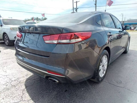 2017 Kia Optima LX