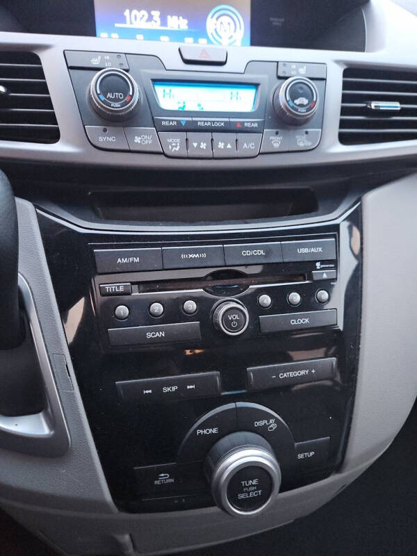 2013 Honda Odyssey EX-L w/DVD