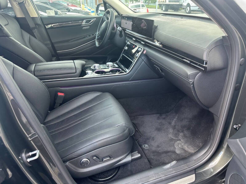 2025 Genesis GV80 2.5T Standard