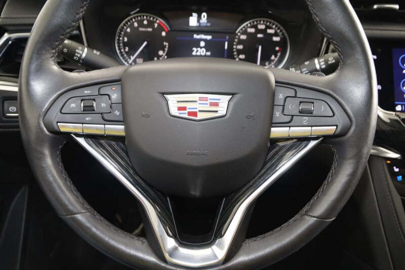 2023 Cadillac XT6 Premium Luxury