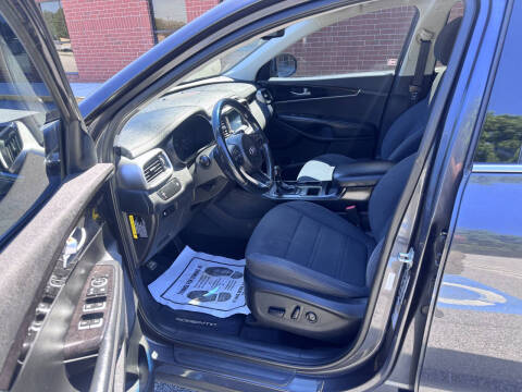 2018 Kia Sorento LX