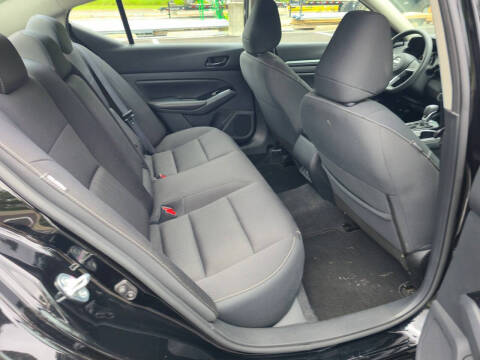 2023 Nissan Altima 2.5 SV