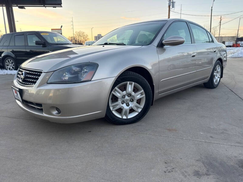 2005 Nissan Altima S's photo