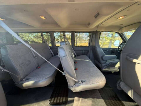 2017 Chevrolet Express LT 3500