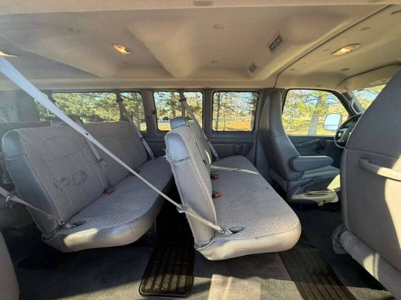 2017 Chevrolet Express LT 3500