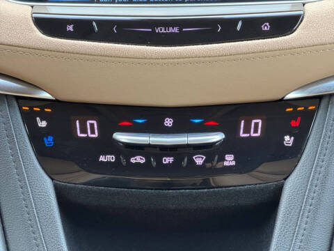 2018 Cadillac XT5 Platinum