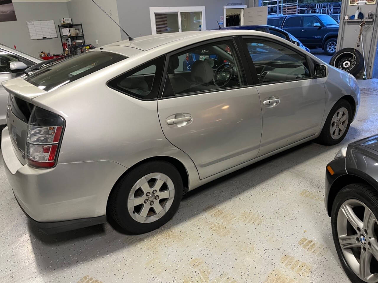 2004 Toyota Prius for sale at E & A MOTORS in Portland, OR