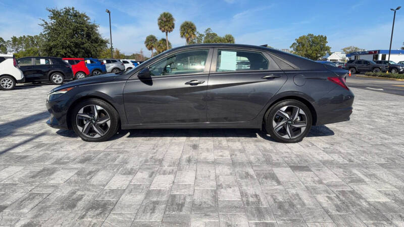 2023 Hyundai Elantra