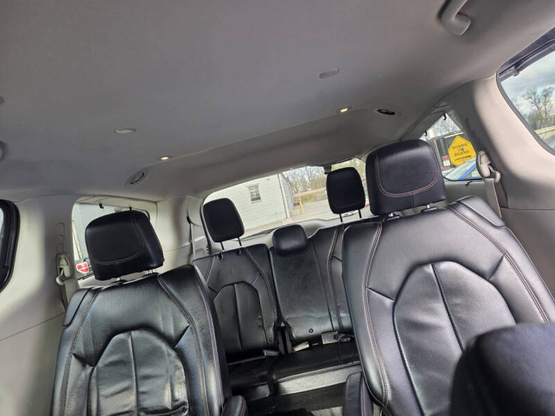 2018 Chrysler Pacifica Touring L
