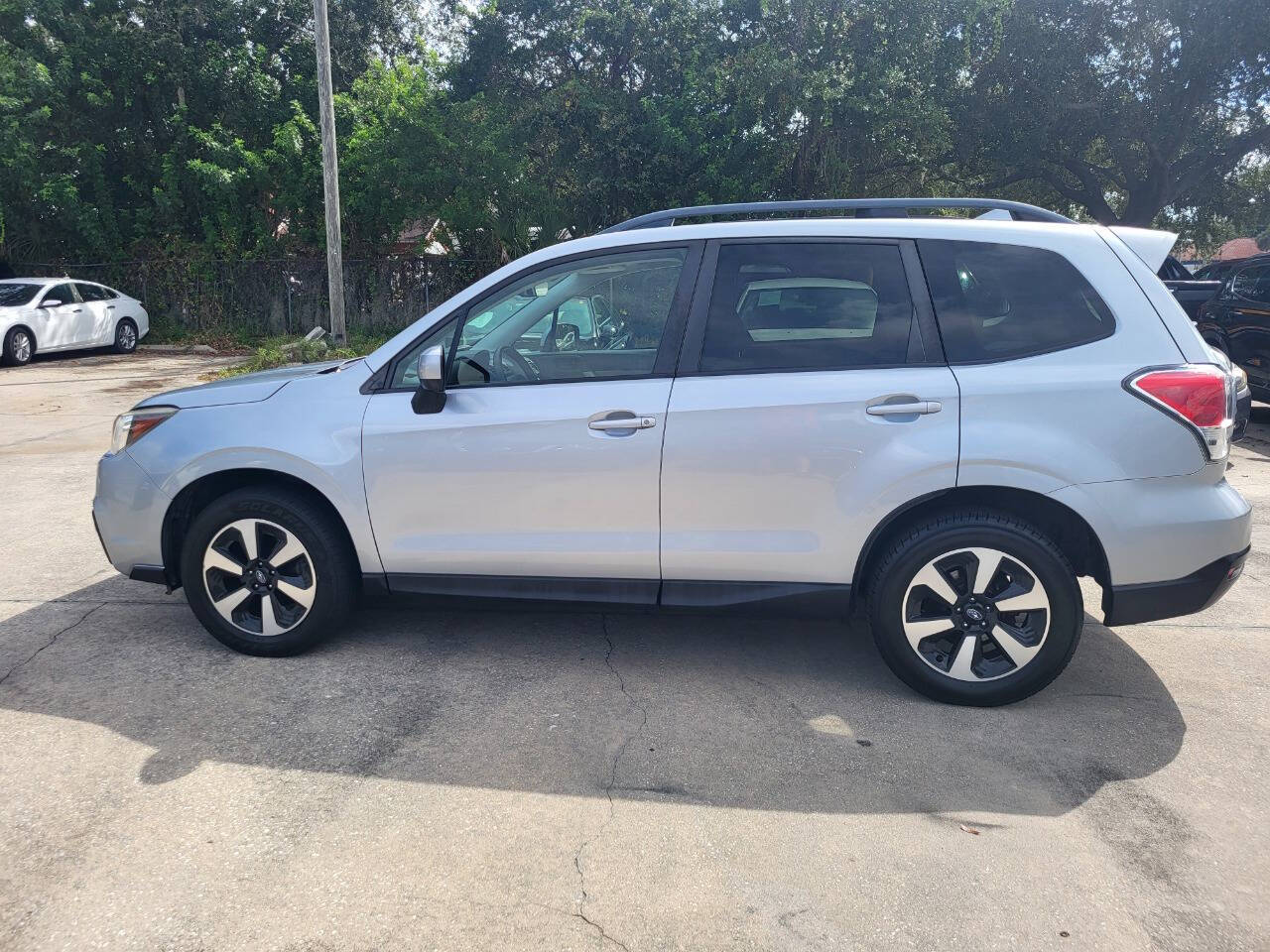 2017 Subaru Forester for sale at FAMILY AUTO BROKERS in Longwood, FL