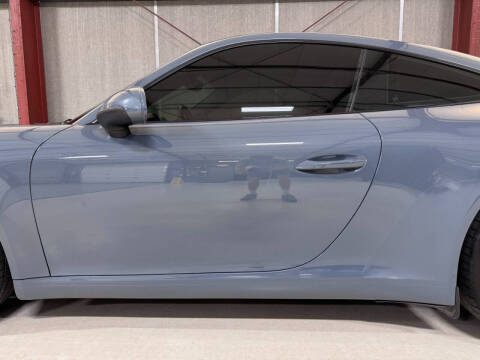 2017 Porsche 911 Carrera