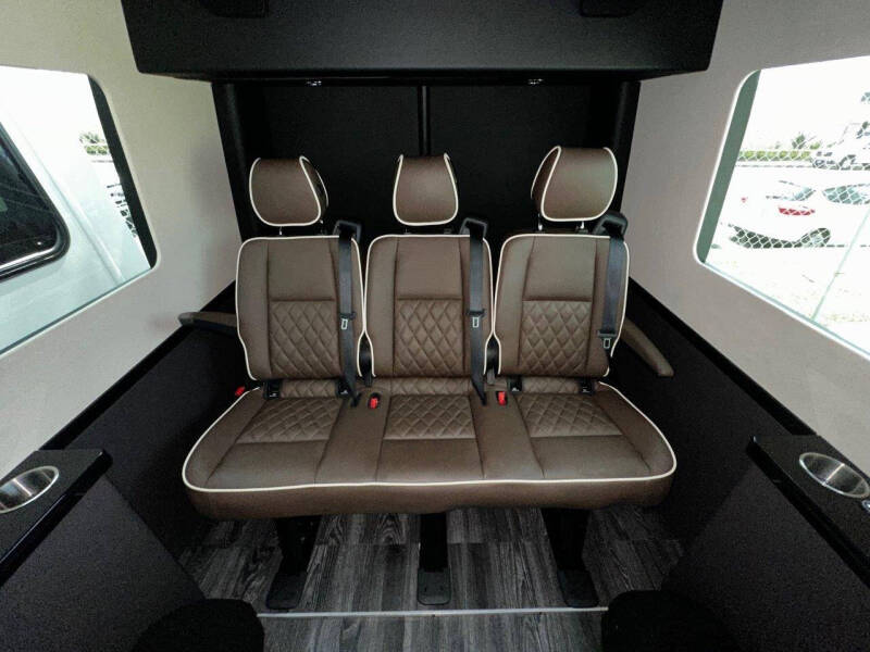 2019 Mercedes-Benz Sprinter Shuttle
