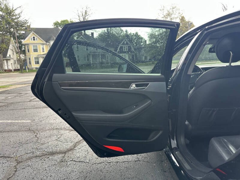 2017 Genesis G80 3.8