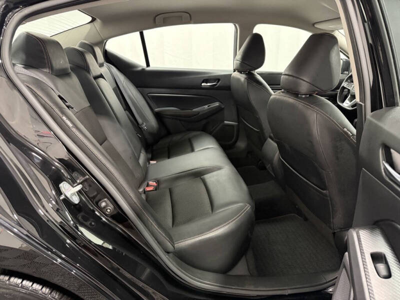 2021 Nissan Altima 2.5 SR