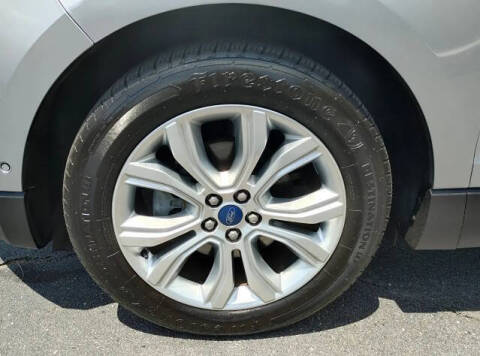 2020 Ford Edge Titanium