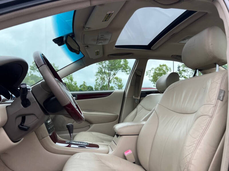2004 Lexus ES 330
