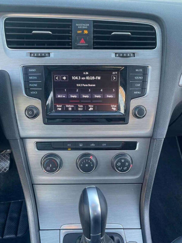 2015 Volkswagen Golf TSI S