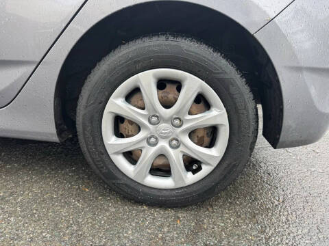 2014 Hyundai Accent GS