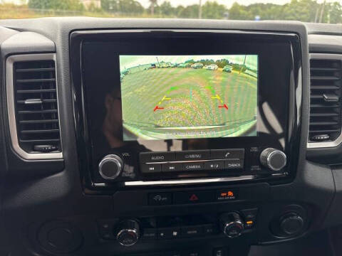 2024 Nissan Frontier SV