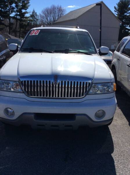 2000 Lincoln Navigator for sale at Lancaster Auto Detail & Auto Sales in Lancaster PA