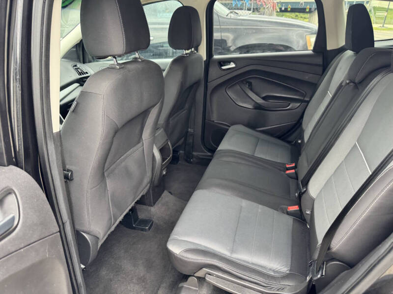 2015 Ford Escape SE