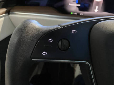 2023 Tesla Model X Standard Range