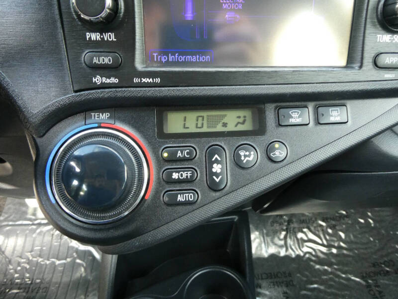 2013 Toyota Prius c Four