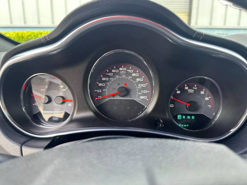 2013 Dodge Avenger SE