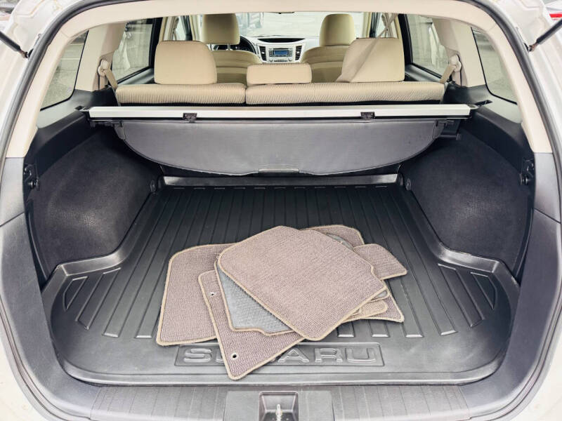 2012 Subaru Outback 2.5i Premium