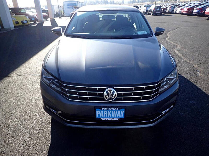 2017 Volkswagen Passat 1.8T S