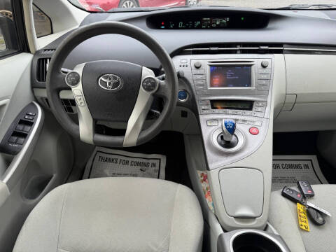 2014 Toyota Prius Five