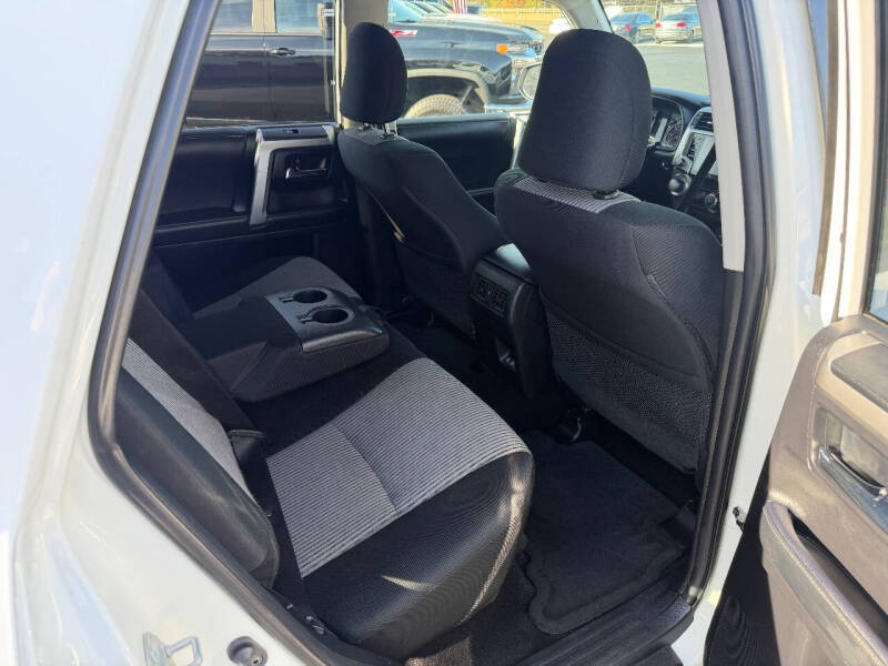 2022 Toyota 4Runner SR5