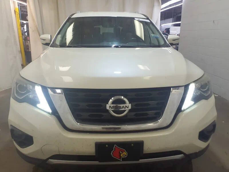 2017 Nissan Pathfinder SV