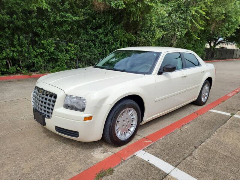 2005 Chrysler 300 for sale at DFW Autohaus in Dallas TX