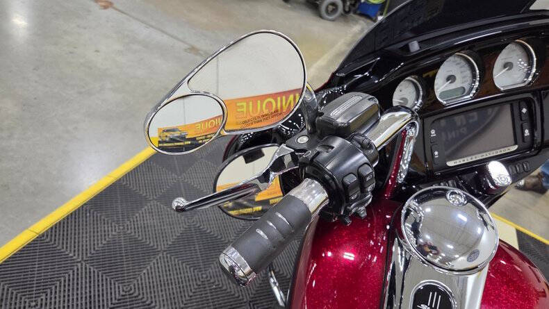 2017 Harley-Davidson FLH