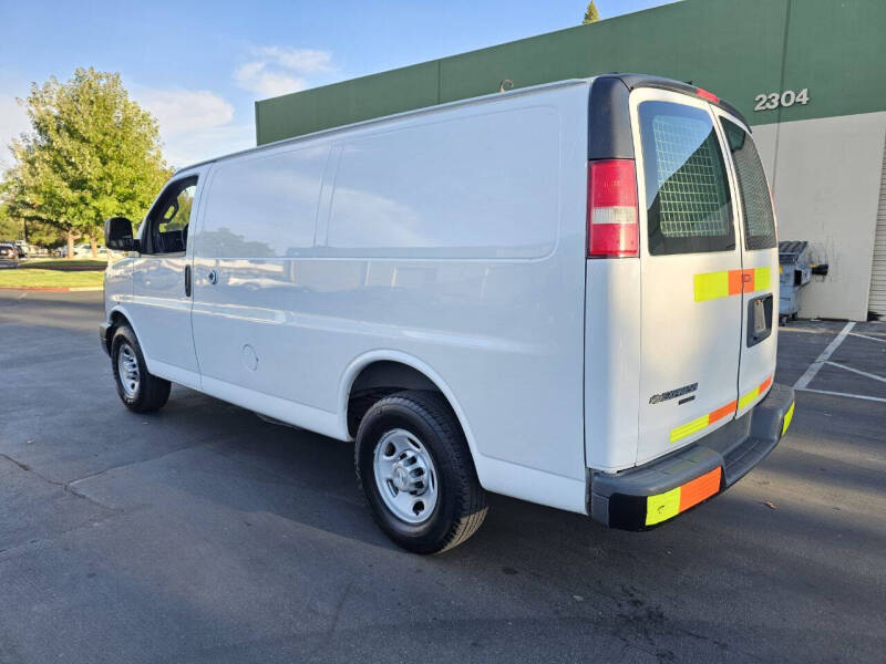 2016 Chevrolet Express 2500