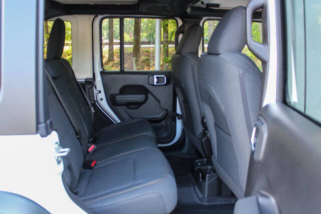 2025 Jeep Wrangler Sport RHD