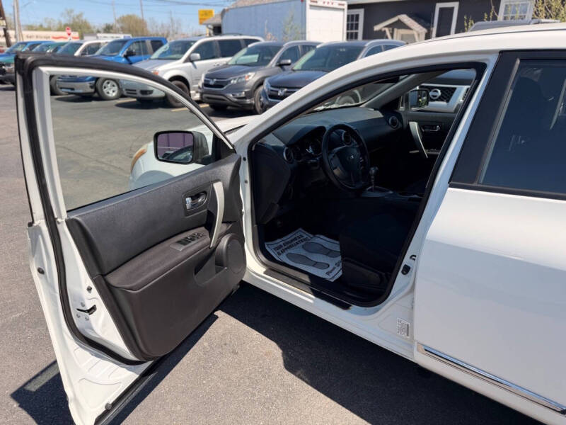 2012 Nissan Rogue S