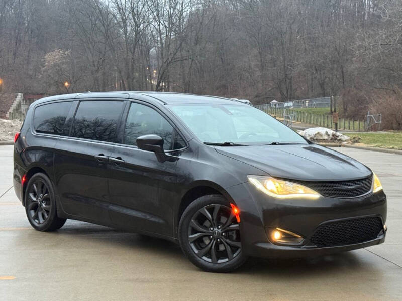 2018 Chrysler Pacifica Touring Plus