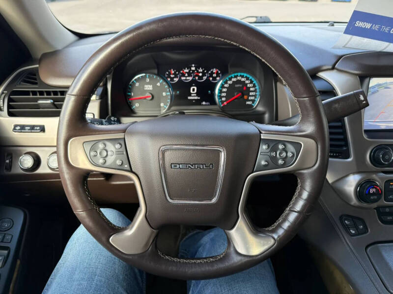 2017 GMC Yukon XL Denali
