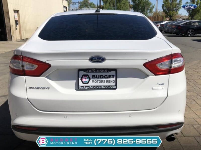2016 Ford Fusion SE