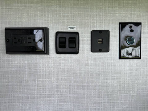 2025 Bontrager  Outdoors 12ROK